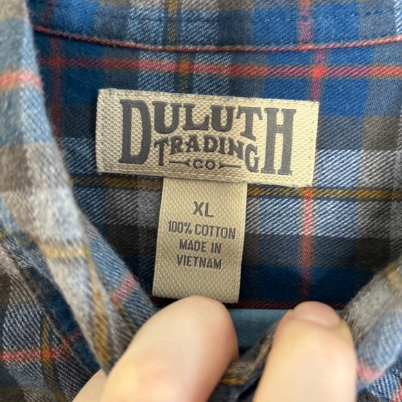 Duluth Flannel Shirt Mens Large XL Blue Gray Plaid Long Sleeve Pockets Heavy - Picture 2 of 6